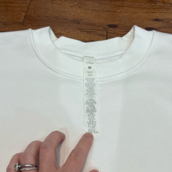 lululemon athletica LOGO perfectly oversized crew Sweater PTP24 sz 4 NWT - Picture 4 of 10